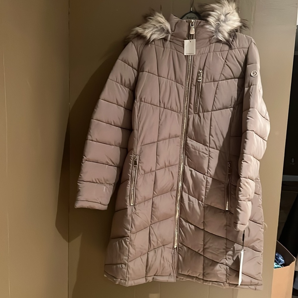 Calvin Klein Puffer Coat with faux fur trimmed hood - Size XL - New. Ta… - Picture 4 of 16